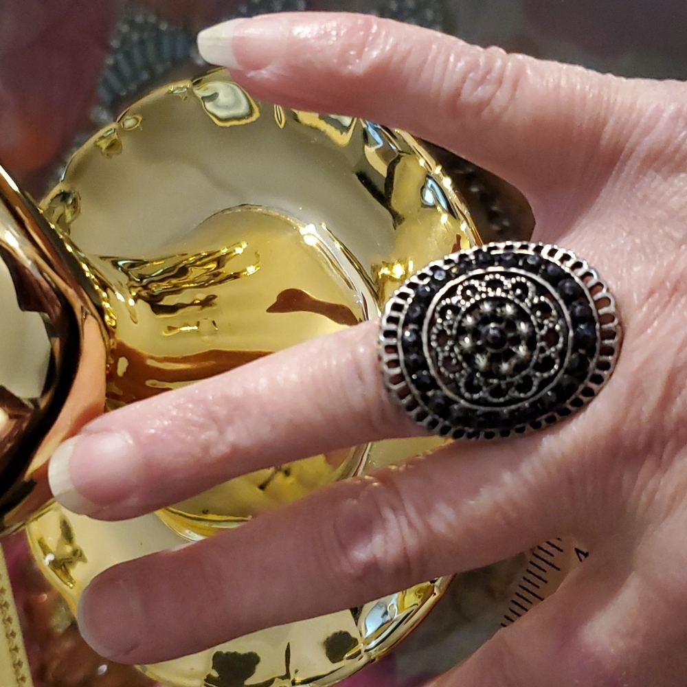 Beautiful Boho Style Ring - Picture 9 of 9